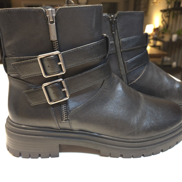 Lucky Brand Woman's Boots - Picture 9 of 15